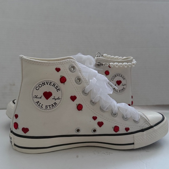 Converse | Chuck Taylor All Star Hearts And Roses High-Top Sneaker - Picture 4 of 10